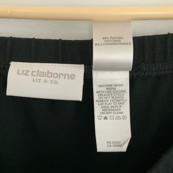 Liz Claiborne Two Piece Set-Black Cardigan and Skirt Size Large - Picture 6 of 11